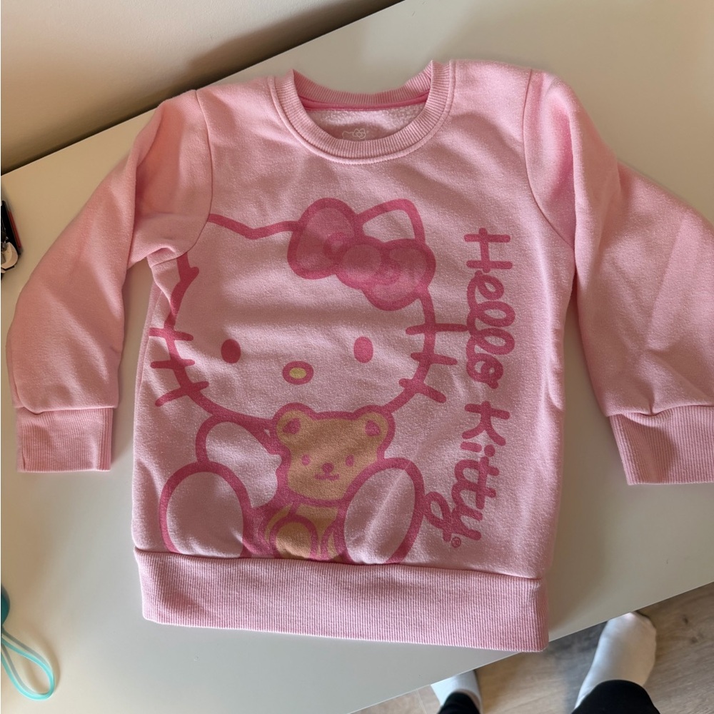 Hello Kitty Light Pink Sweatshirt with Bear Design